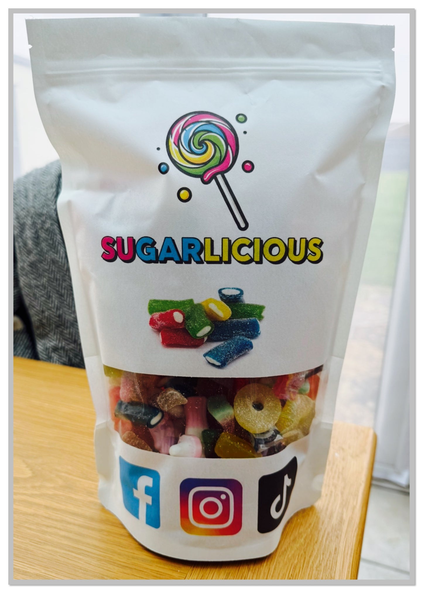 Pick n Mix Pouch - 1kg - Click here to build